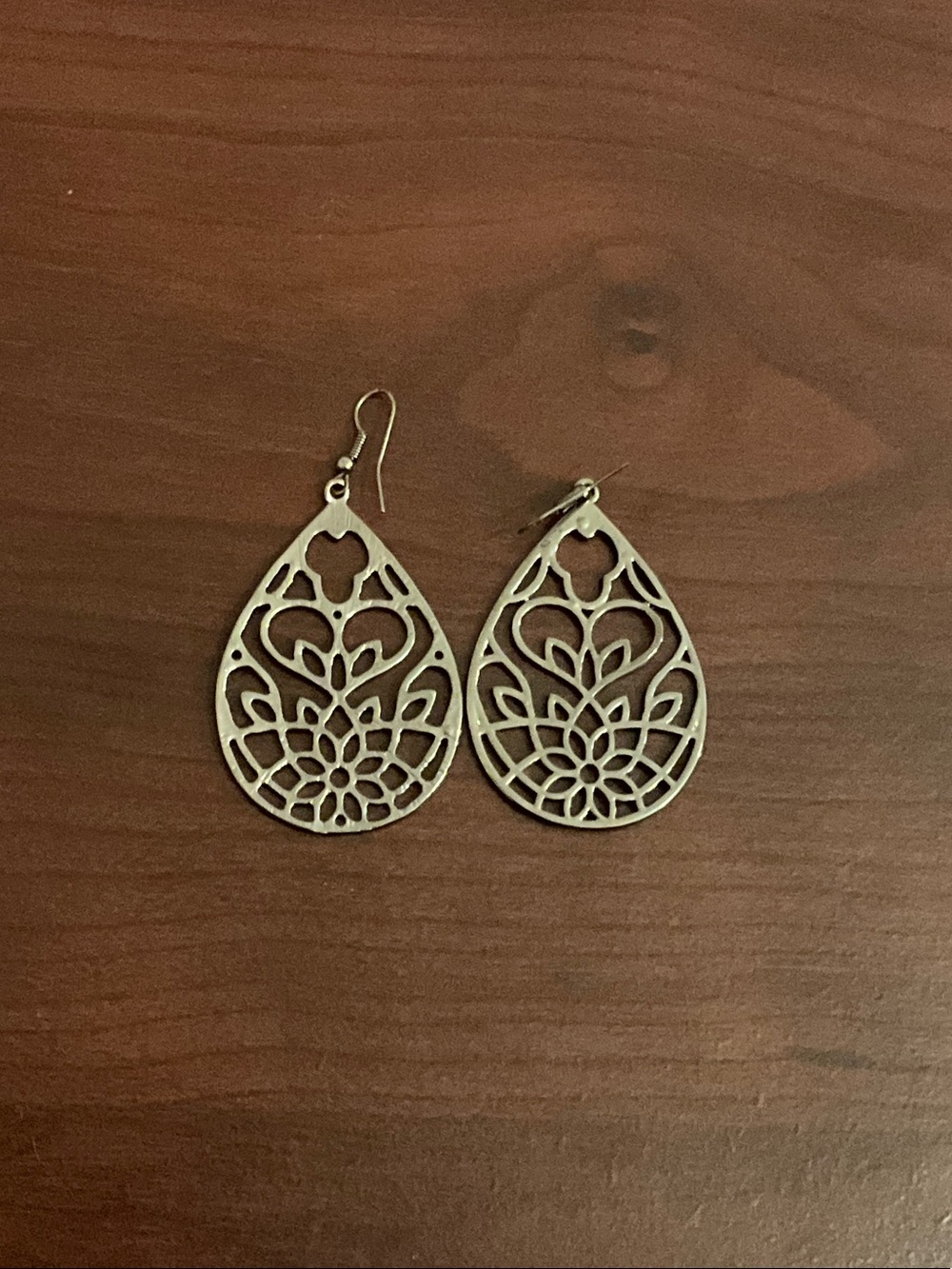 🐚2/$14 Silver Filigree Teardrop Earrings - Women Jewelry
